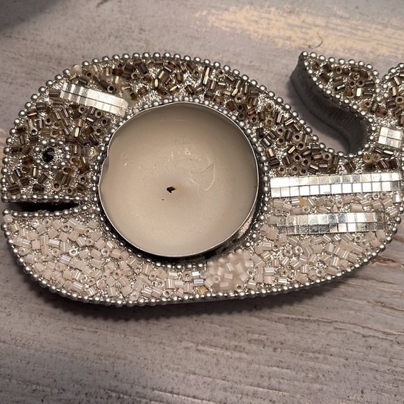 Pier 1 Beaded Wooden Whale 🐳 T-light Holders in EUC!! - Picture 3 of 6
